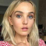 Chloe Fineman